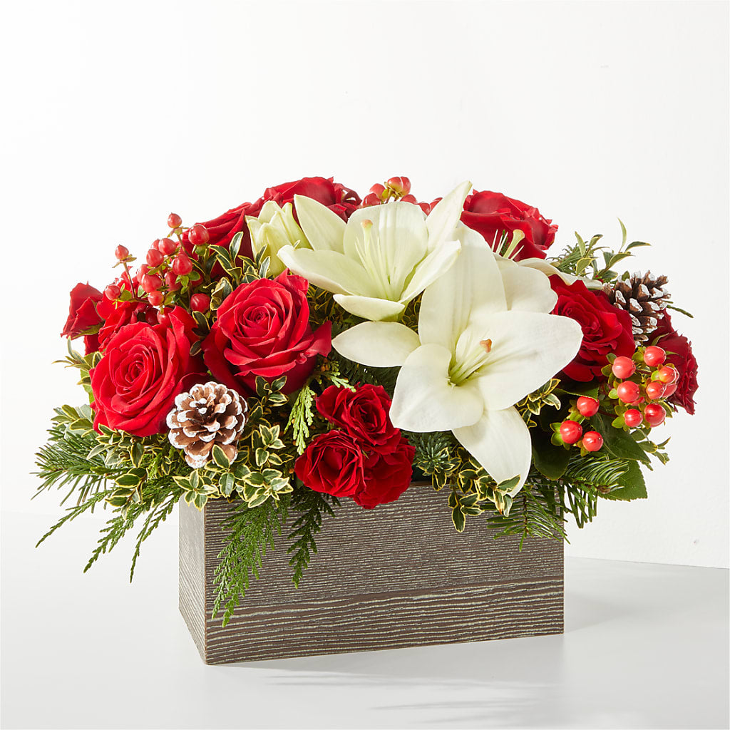 Snowy Wonderland Bouquet – The Stud Florist, Conyers GA