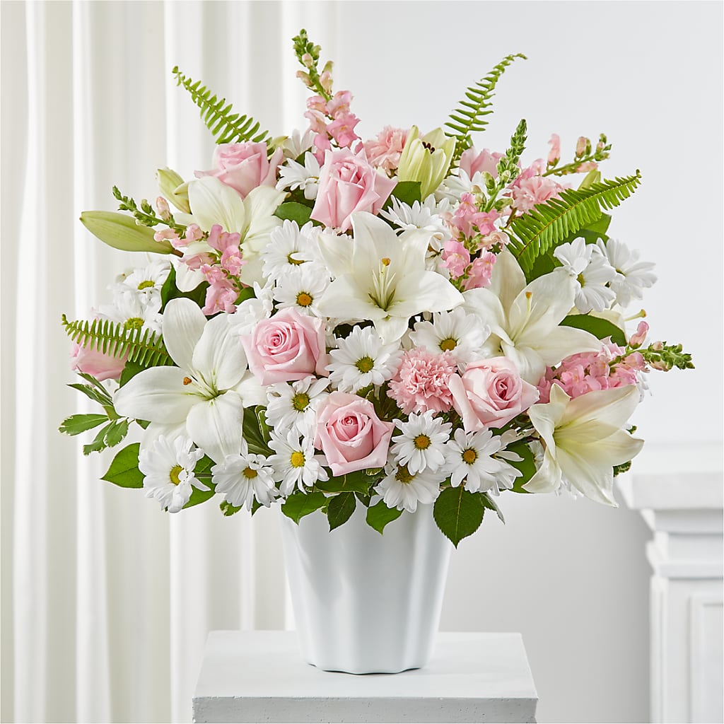 Soft Touch Tabletop Basket – The Stud Florist, Conyers GA