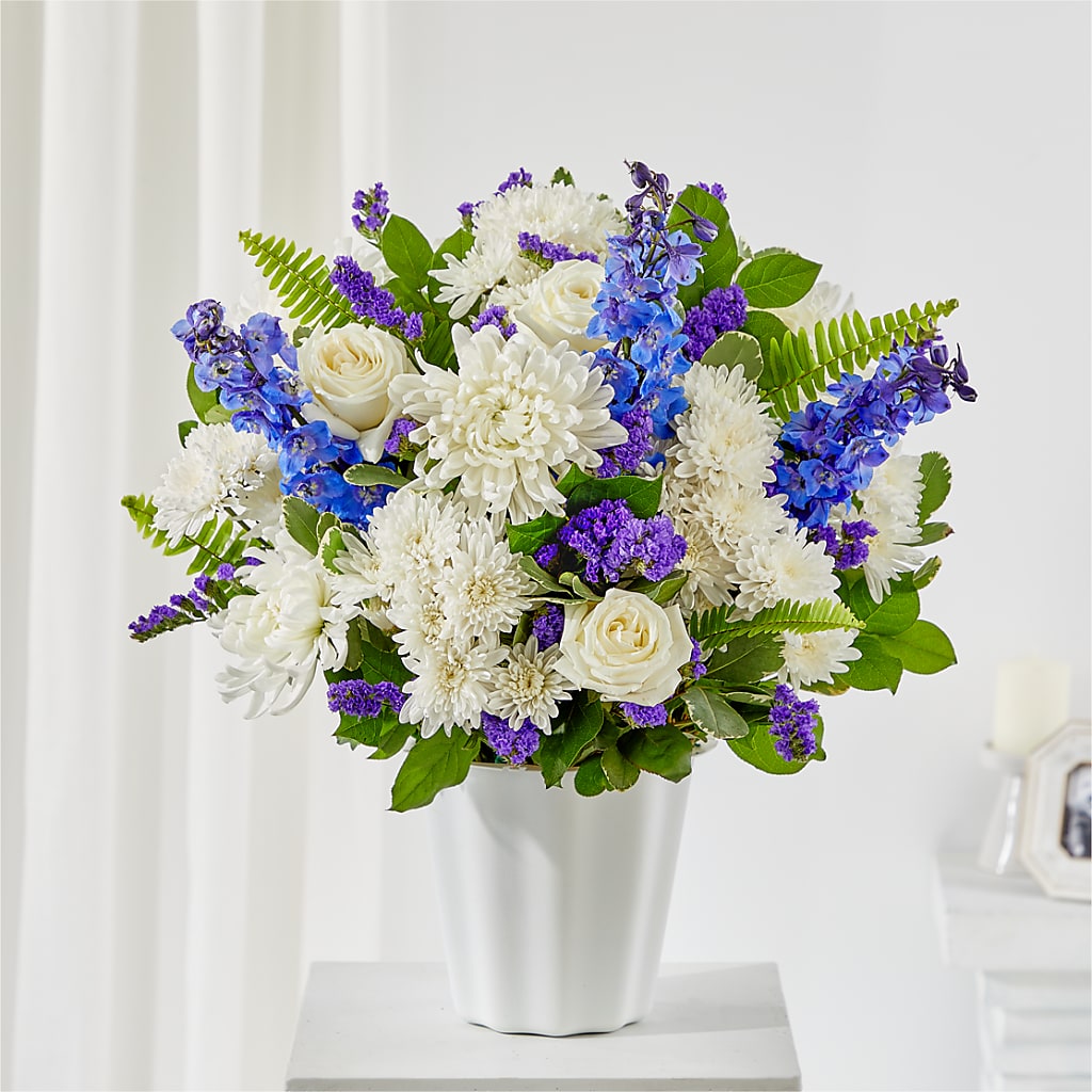 Hold Dear Tabletop Basket – The Stud Florist, Conyers GA