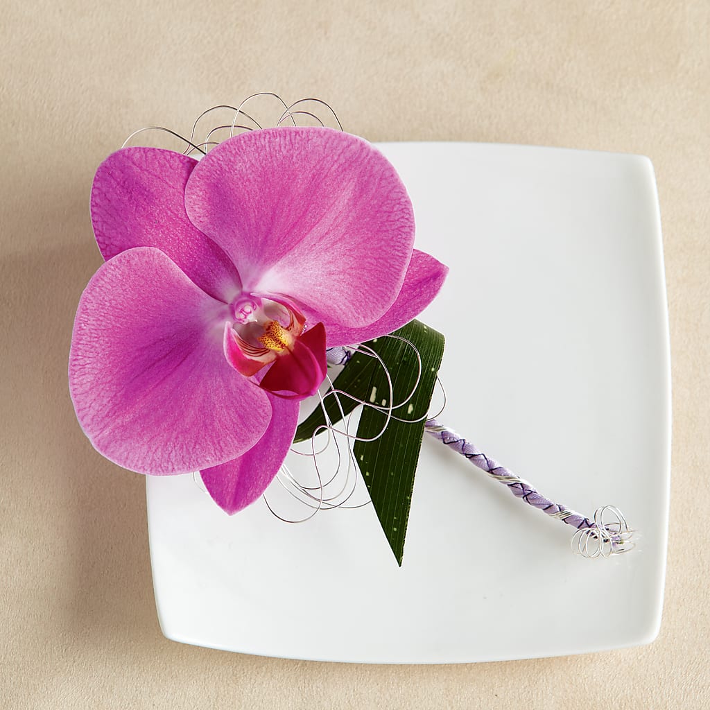 Glorious Boutonniere – The Stud Florist, Conyers GA