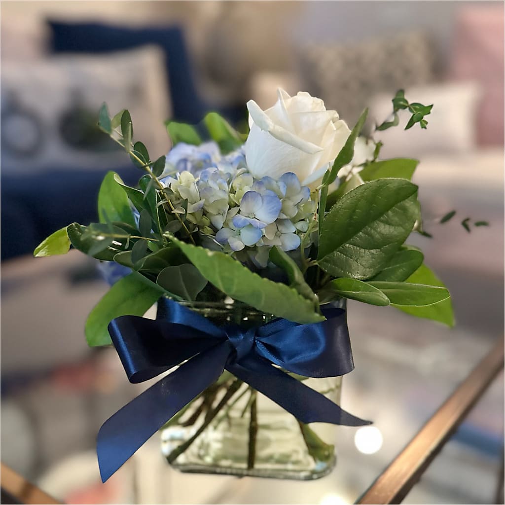 Sky Blue Delight Bouquet –  The Stud Florist, Conyers GA