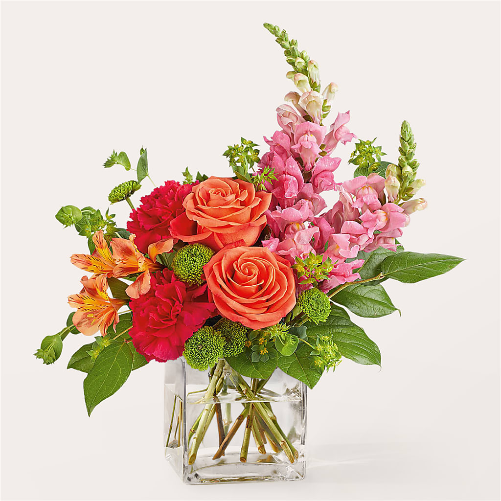 Cosmopolitan Bouquet –  The Stud Florist, Conyers GA