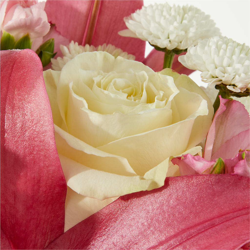 Piece of Cake Bouquet –  The Stud Florist, Conyers GA