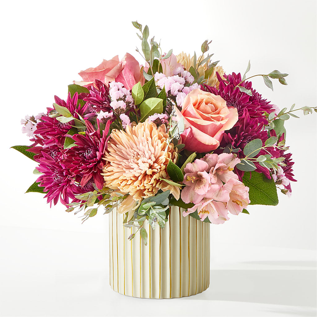 Berry Cobbler Bouquet with Ivory Vase –  The Stud Florist, Conyers GA