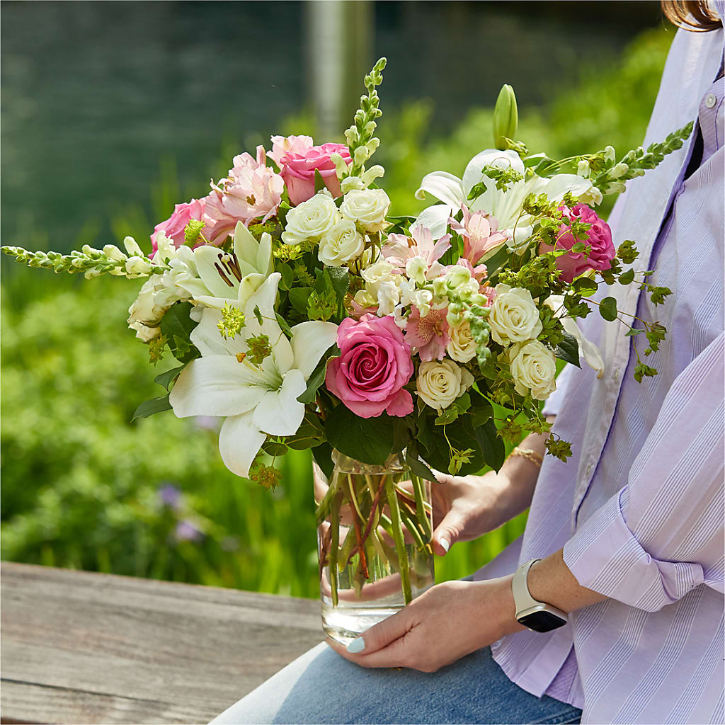 Fondly Bouquet –  The Stud Florist, Conyers GA