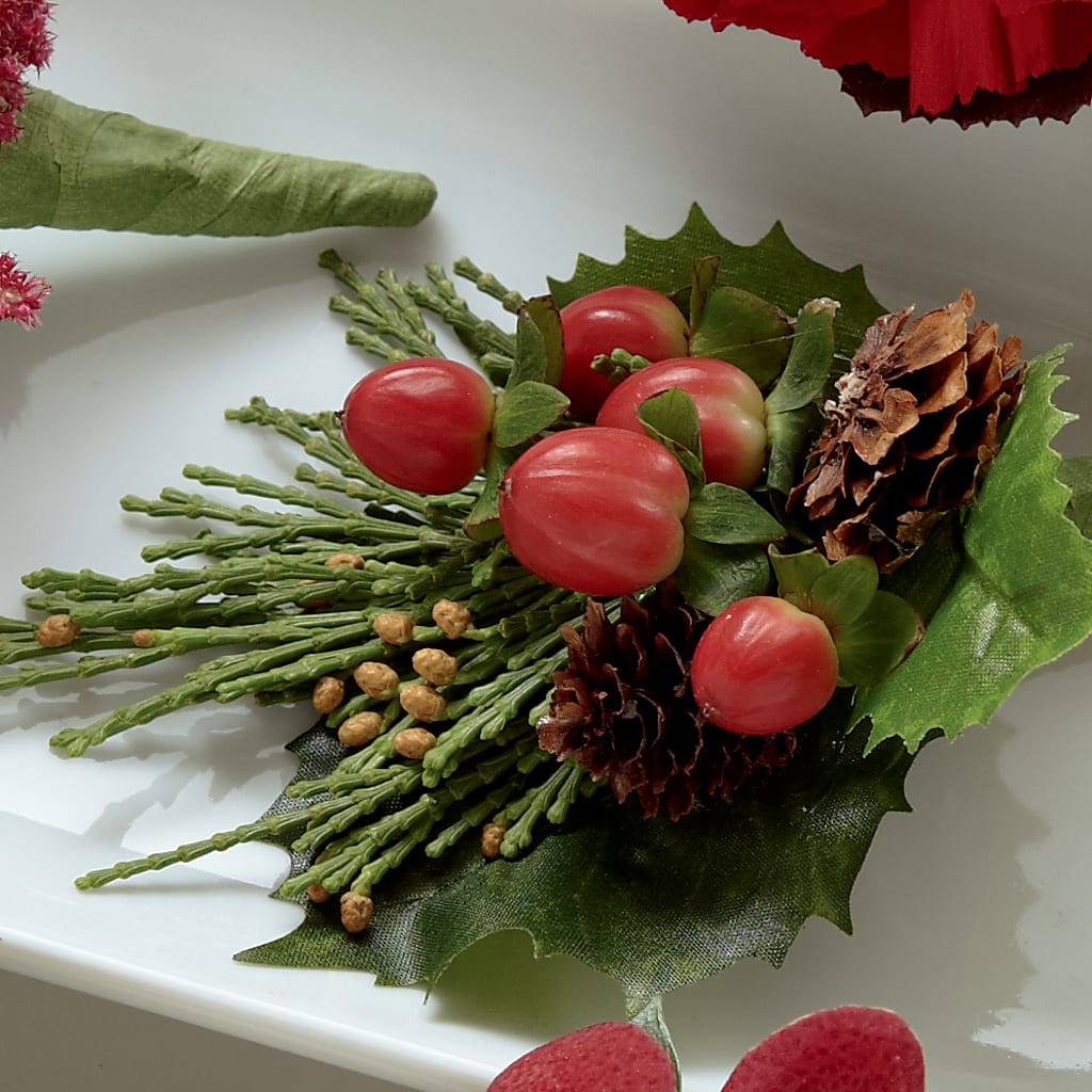 Red Berry Boutonniere –  The Stud Florist, Conyers GA
